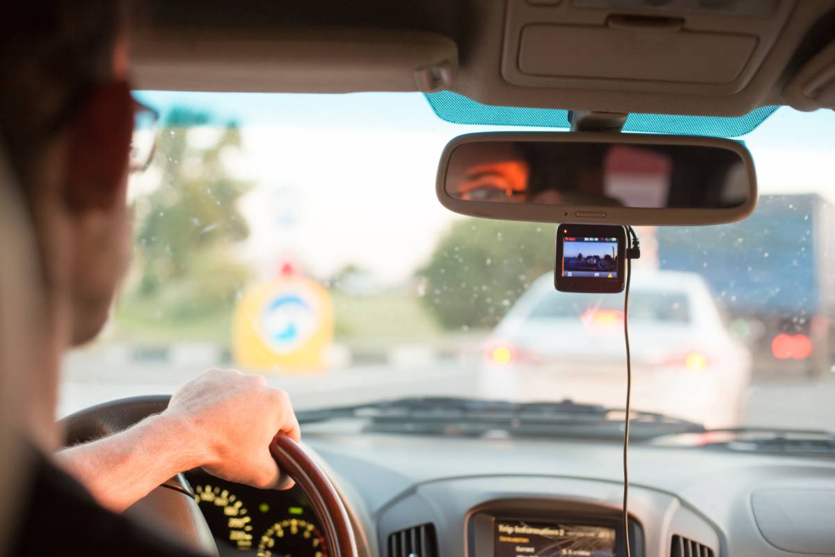 How to Install Front and Rear Dashcams: The DIY Safety Guide How to Install Front and Rear Dashcams: The DIY Safety Guide